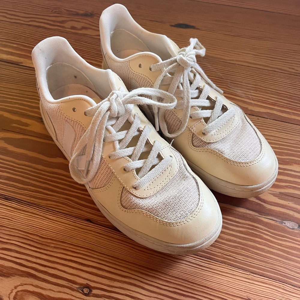 Veja Sneakers